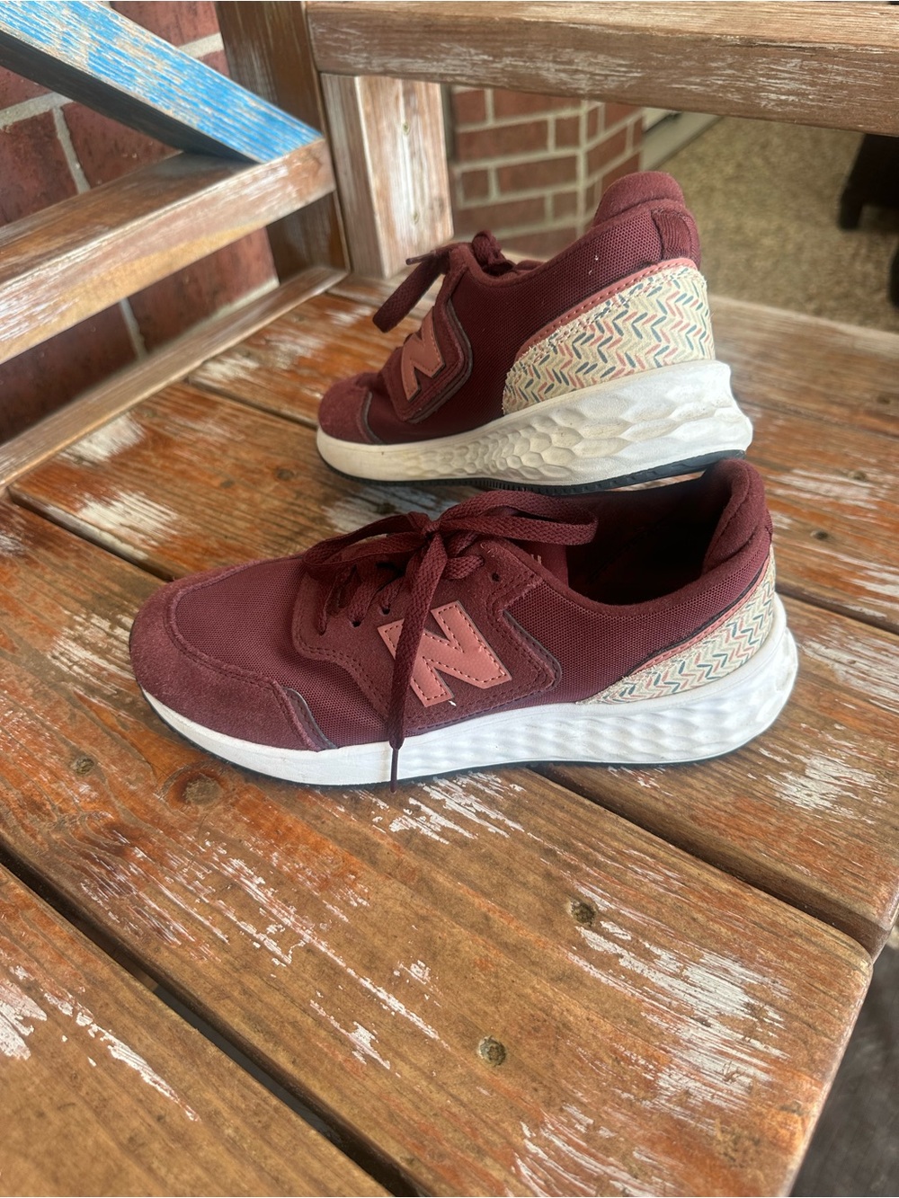 New Balance Women's Maroon Athletic Sneakers with Pink Logo